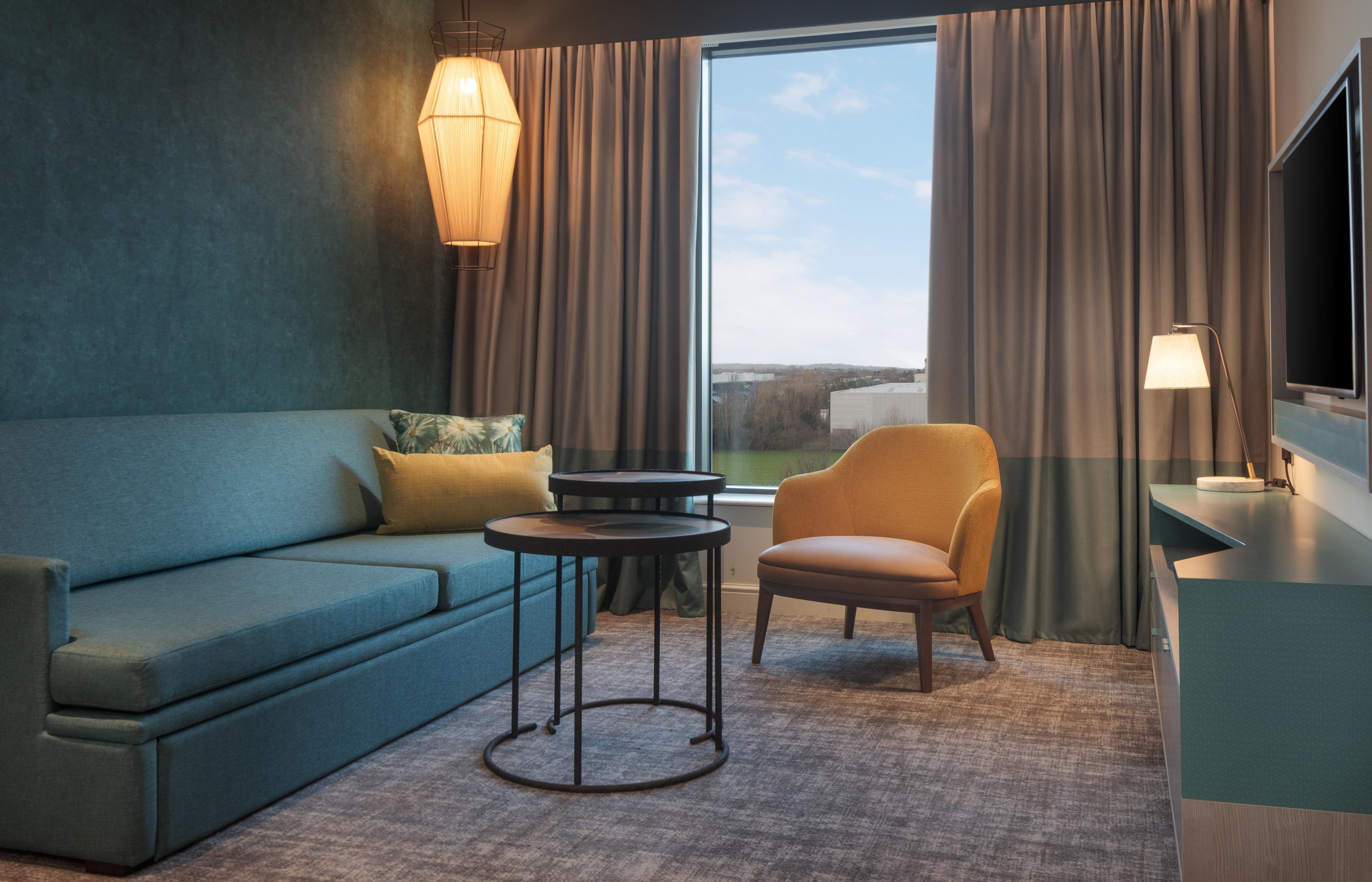 Staybridge Suites London Heathrow - Bath Road, An Ihg Aparthotel Hillingdon Eksteriør bilde