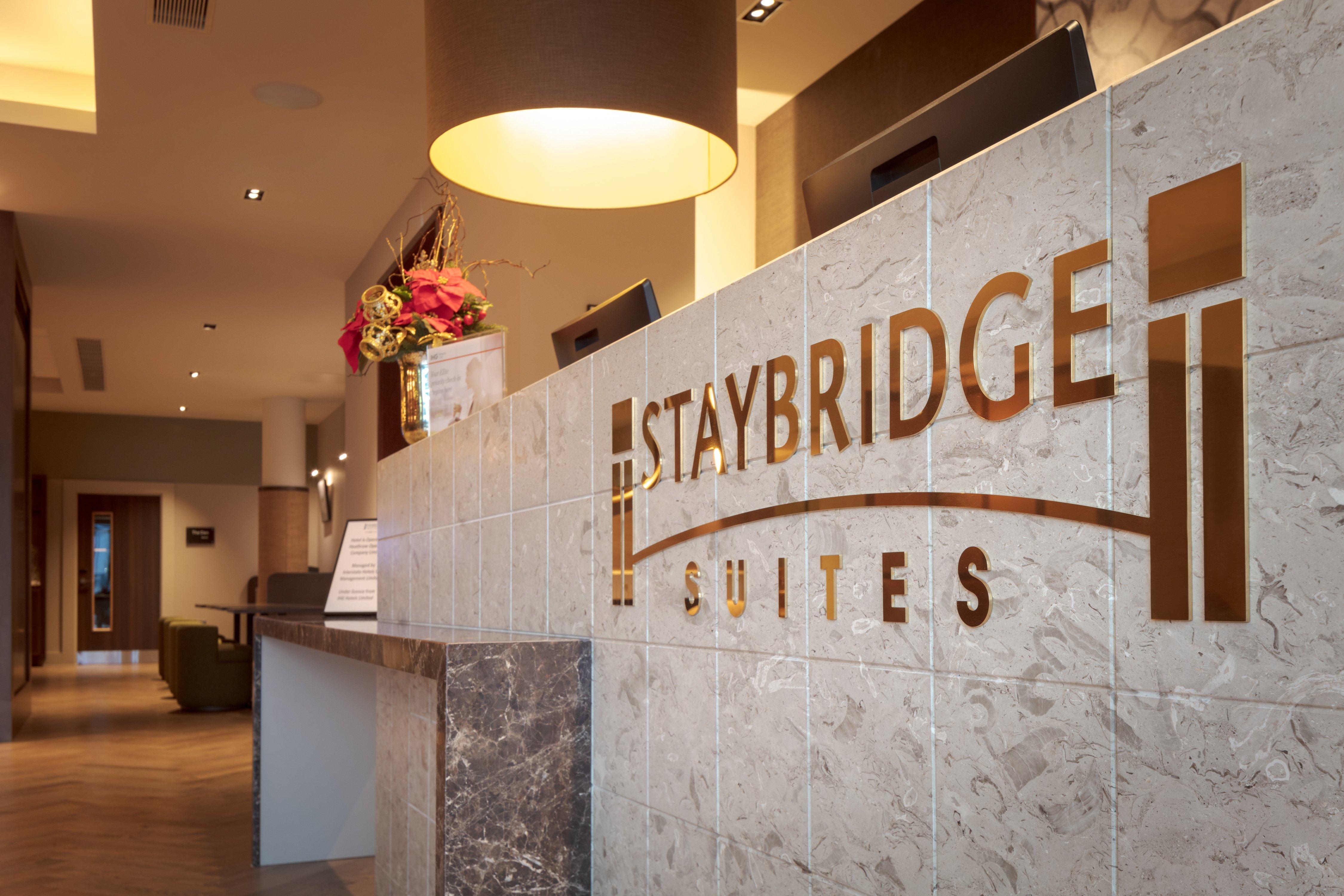 Staybridge Suites London Heathrow - Bath Road, An Ihg Aparthotel Hillingdon Eksteriør bilde