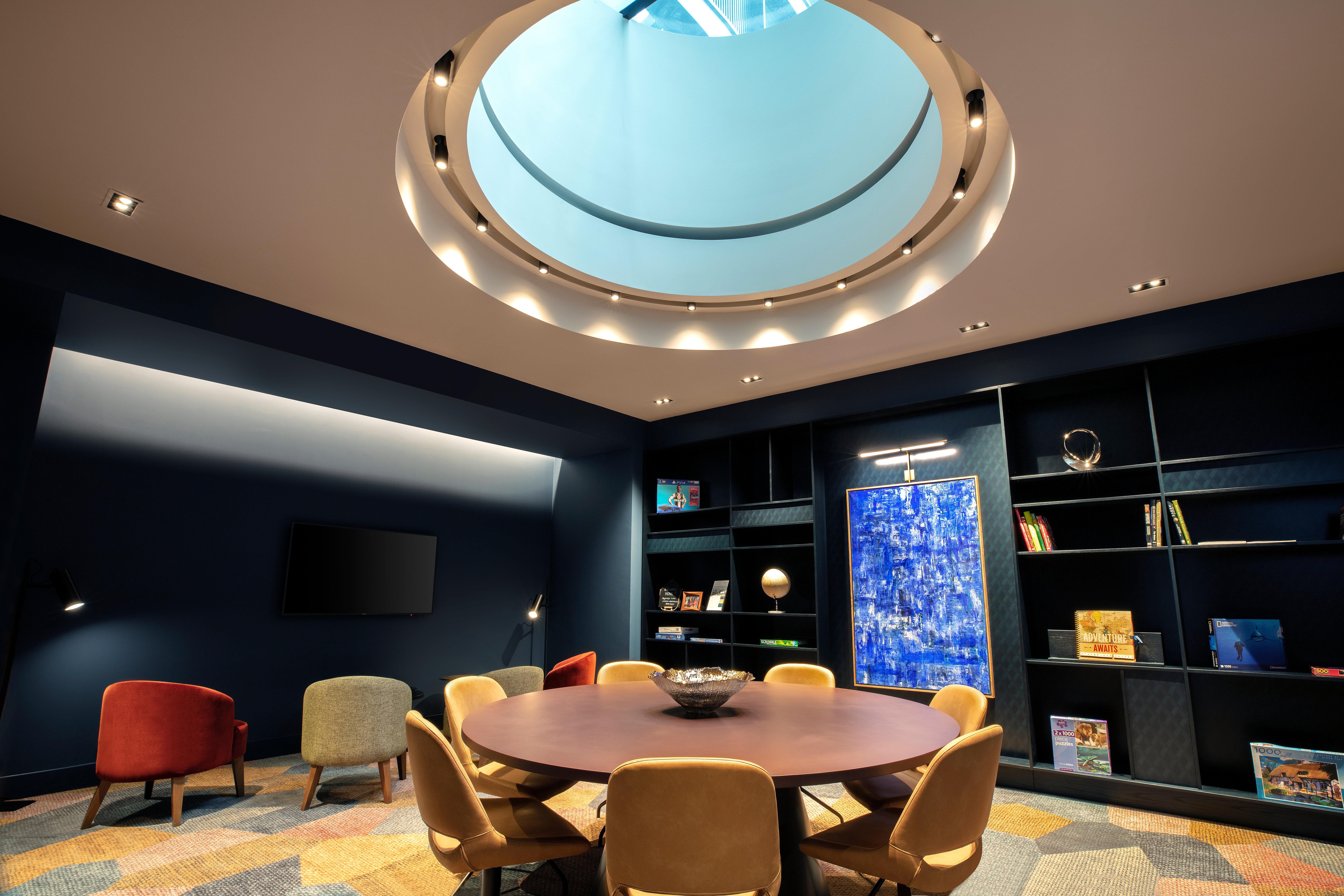 Staybridge Suites London Heathrow - Bath Road, An Ihg Aparthotel Hillingdon Eksteriør bilde