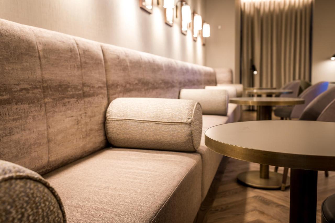 Staybridge Suites London Heathrow - Bath Road, An Ihg Aparthotel Hillingdon Eksteriør bilde