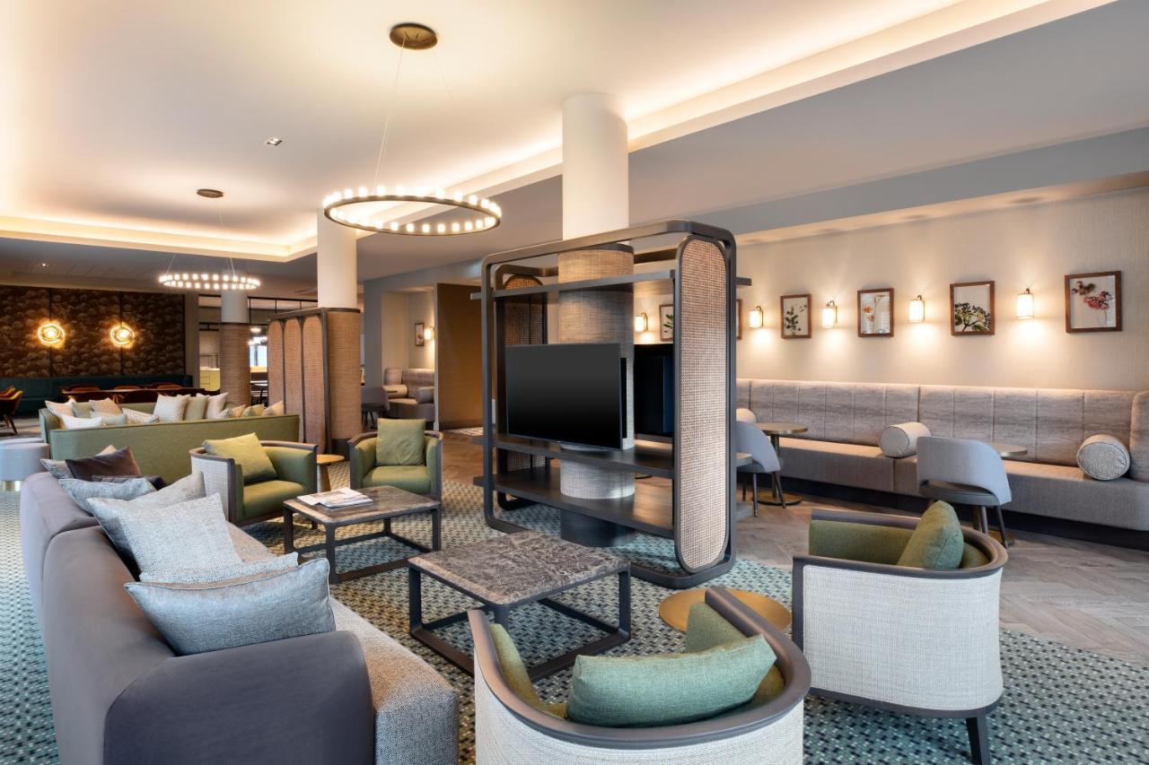 Staybridge Suites London Heathrow - Bath Road, An Ihg Aparthotel Hillingdon Eksteriør bilde
